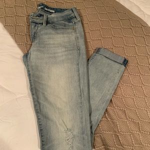 Levi’s Boyfriend cropped jeans